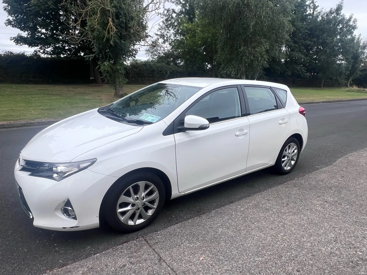 Toyota Auris - Image 4