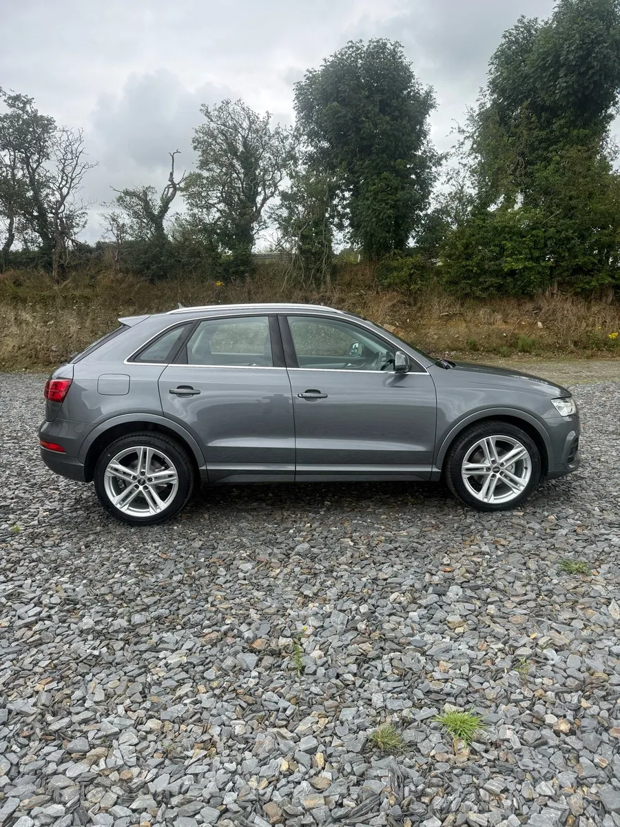 Audi Q3 - Image 3