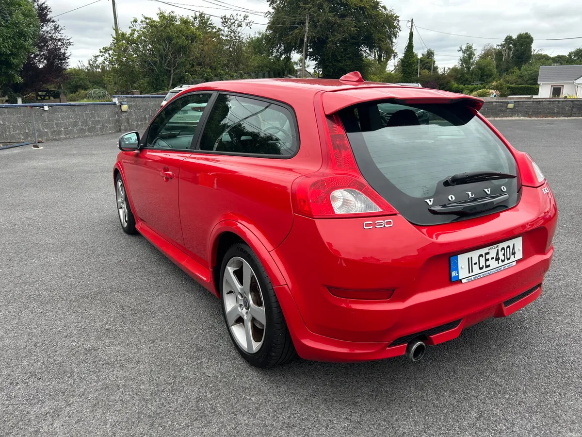 2011 Volvo C30 1.6 Diesel R-Design - Image 3