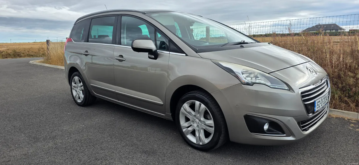 Peugeot 5008 2015 - Image 3