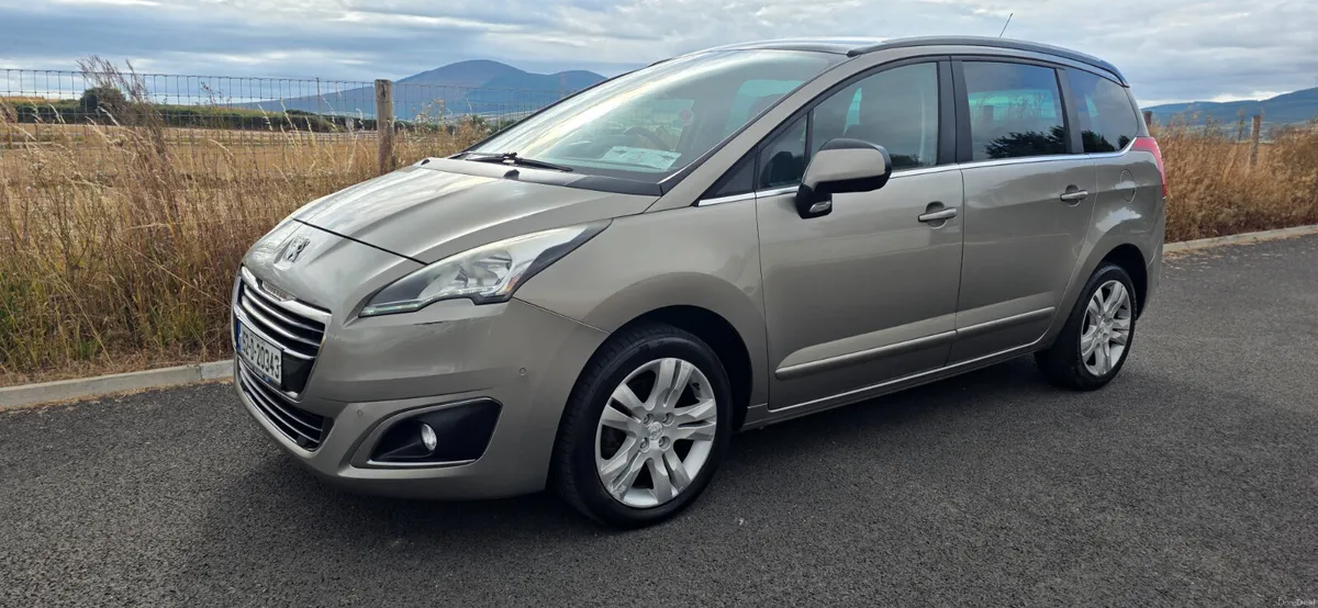 Peugeot 5008 2015 - Image 6