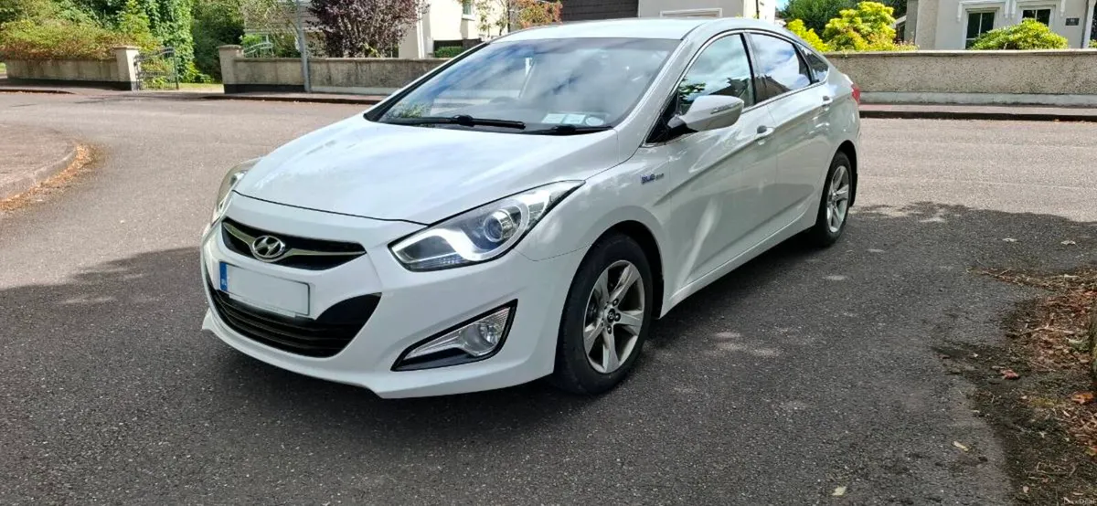 131 Hyundai i40 new NCT 05-27 - Image 1