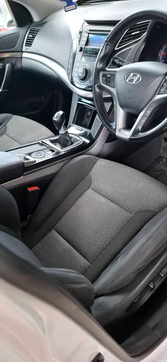 131 Hyundai i40 new NCT 05-27 - Image 6