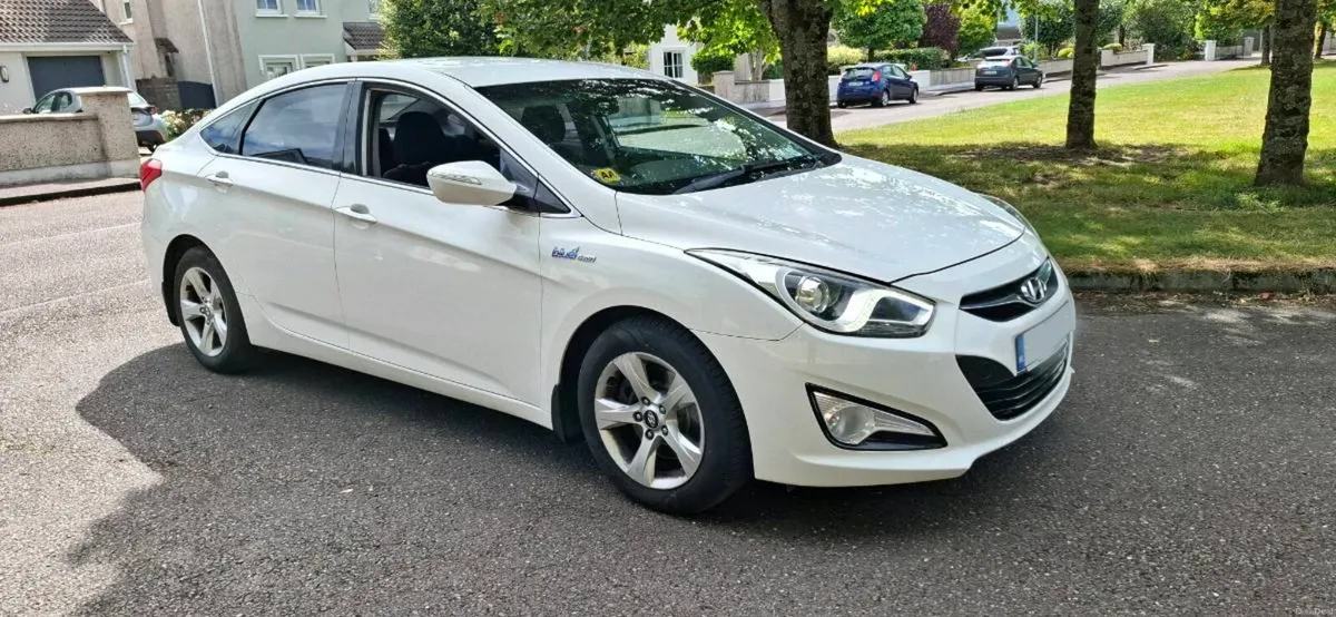 131 Hyundai i40 new NCT 05-27 - Image 4