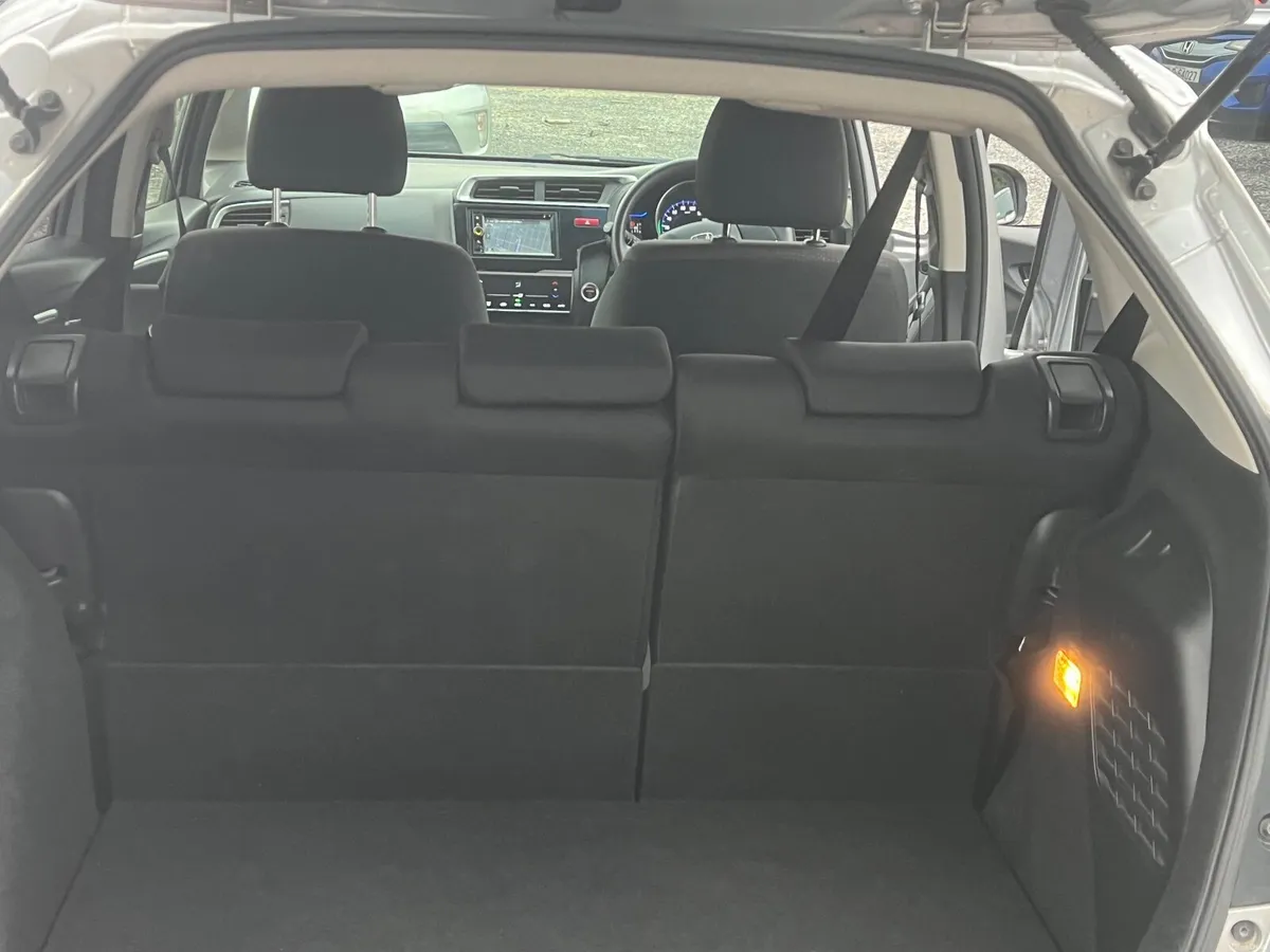 Honda Fit 2016 - Image 4