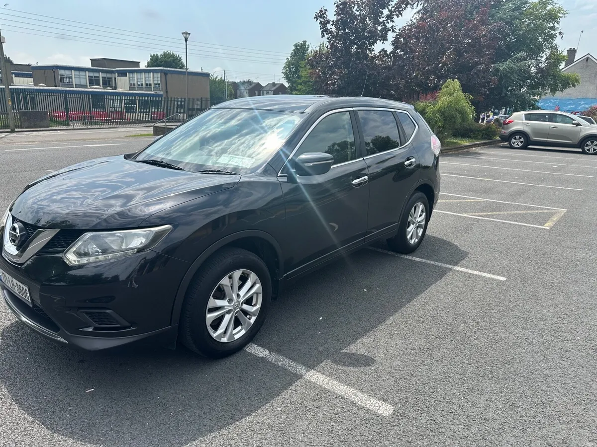 Nissan X-Trail 2017 , 7-Seater - Image 2