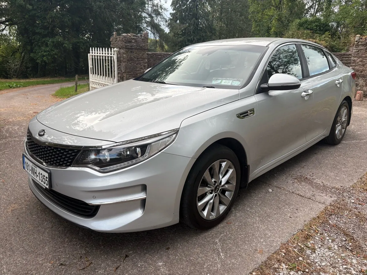 2016 KIA OPTIMA DIESEL LOW KMS - Image 3