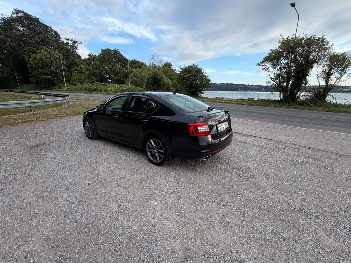 Skoda Octavia VRS - Image 2