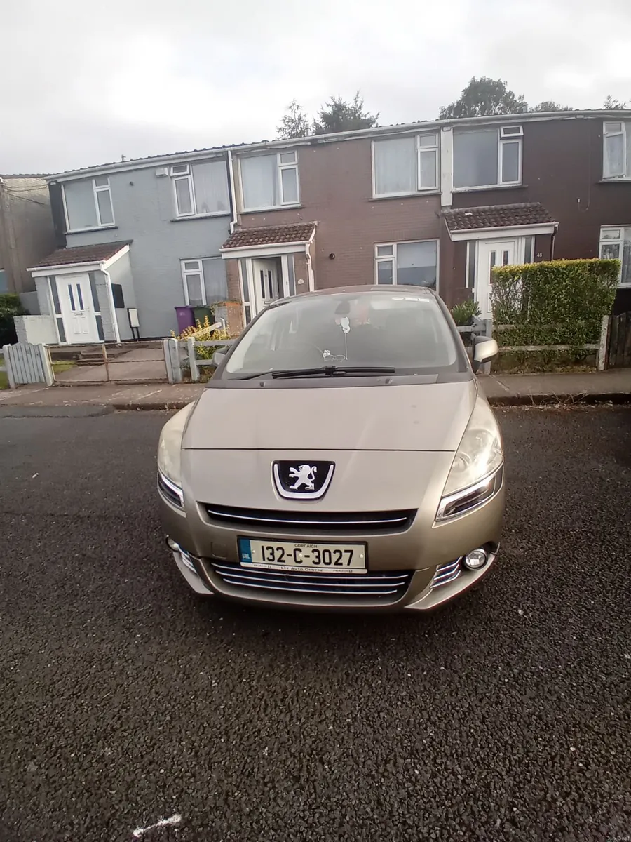 Peugeot 5008 2013 7 seater diesel - Image 1