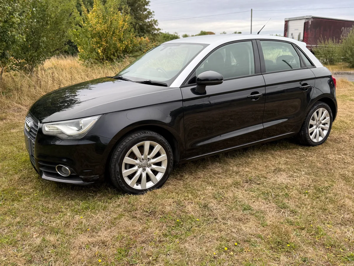AUDI A1 (2013) 1.4L PETROL AUTOMATIC VERY LOW MILE - Image 4