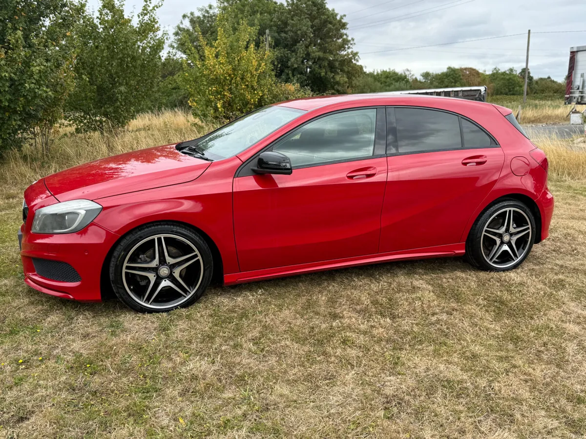 MERCEDES A-CLASS A180 SPORT VERY LOW MILEAGE - Image 4