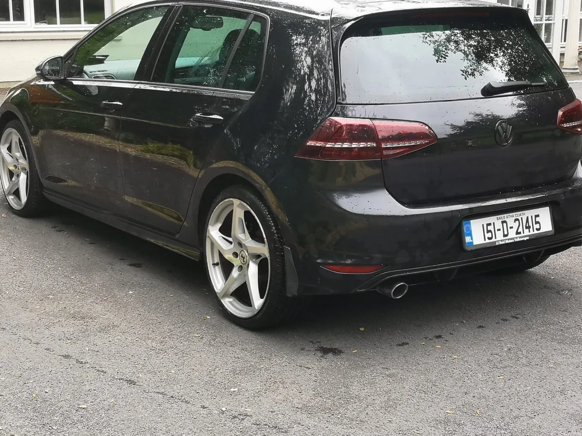 Volkswagen Golf R line 1.6 Diesel - Image 3