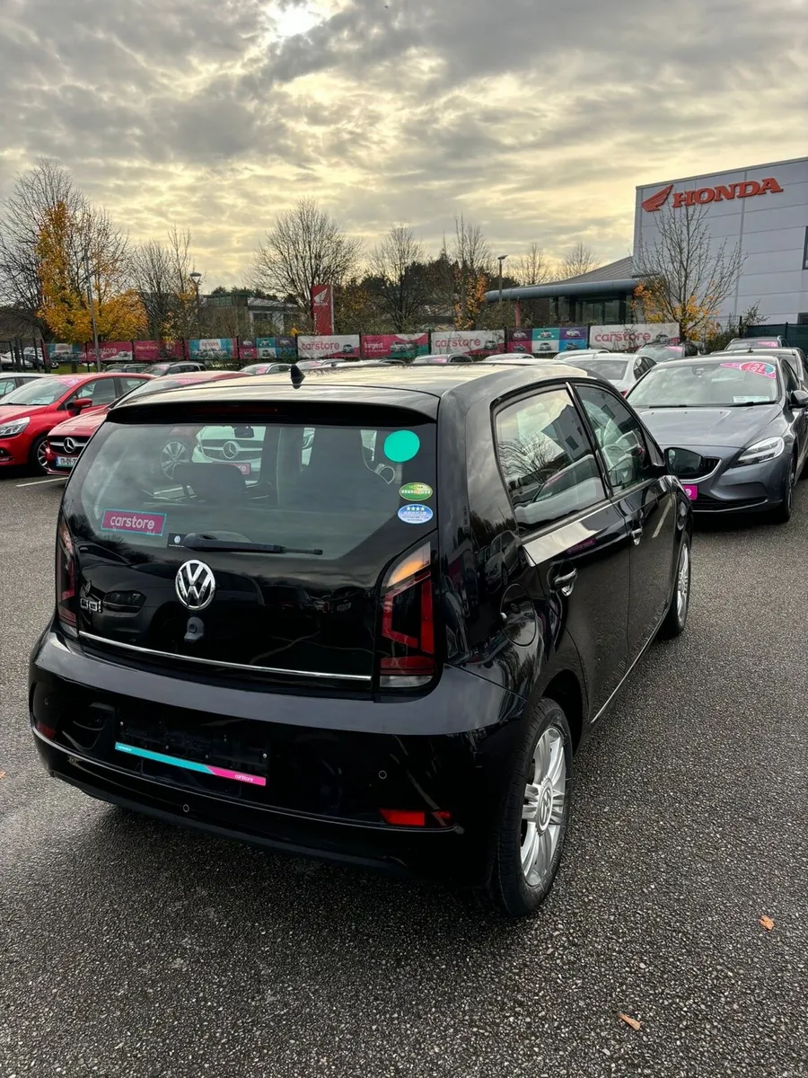 Volkswagen Up 2019 Automatic Top of the Line - Image 4