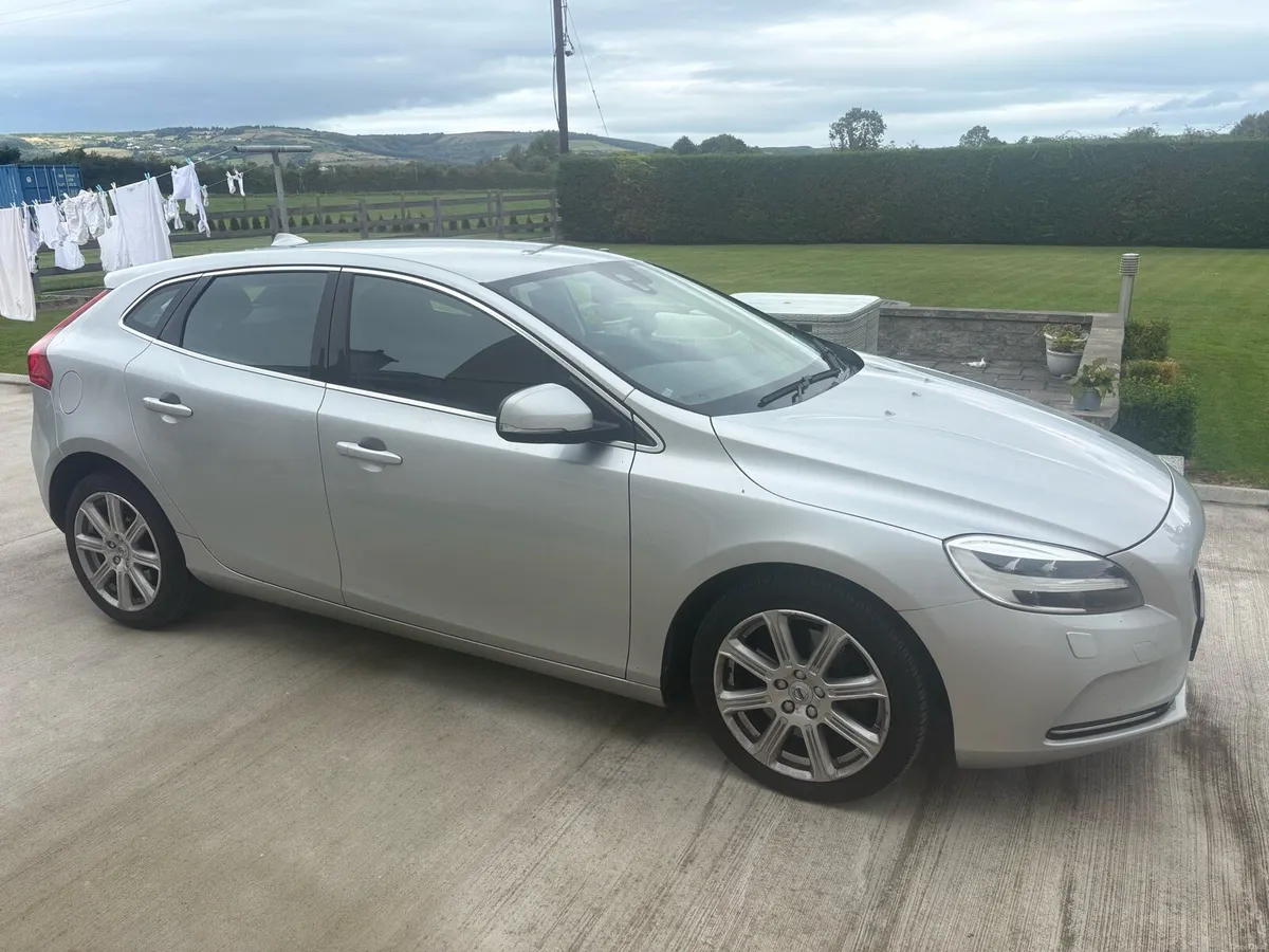 Car - Image 5