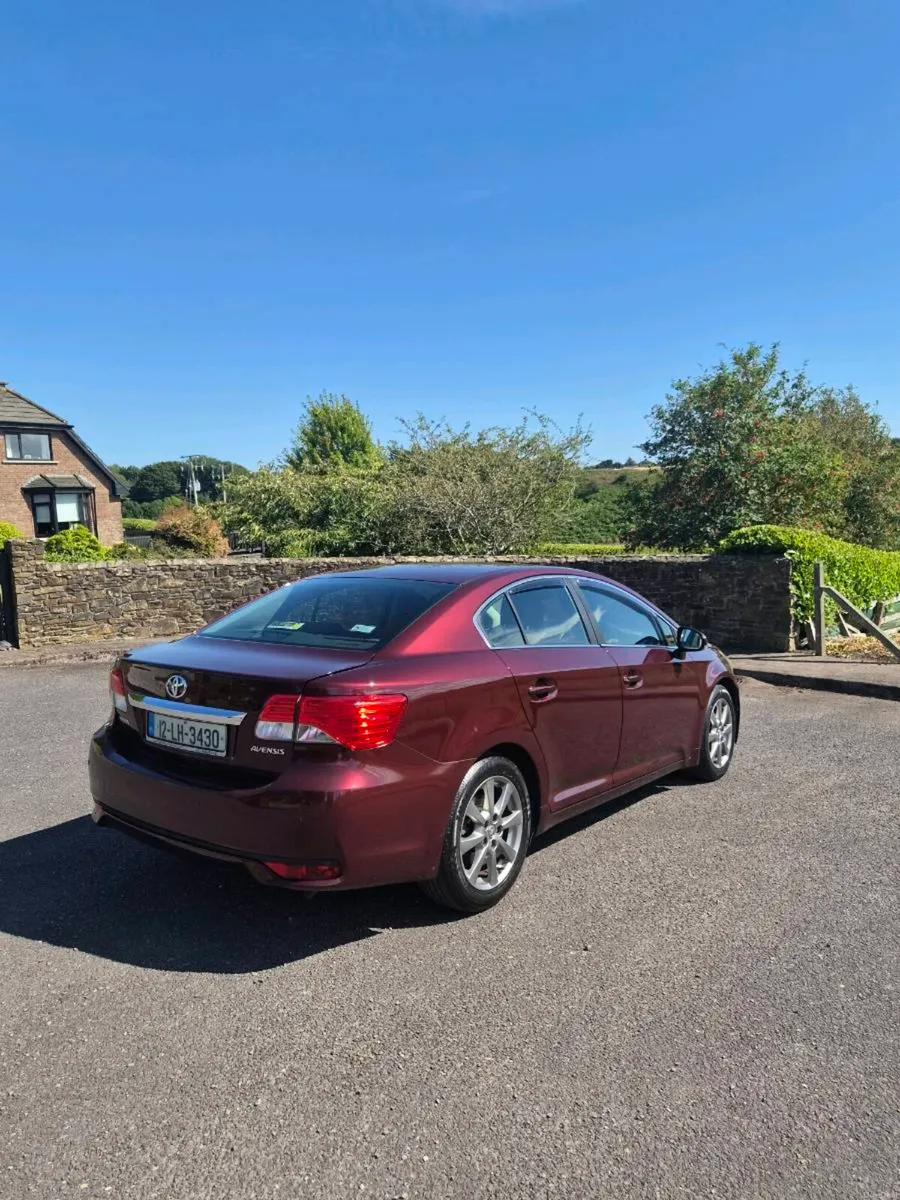2012 Toyota avensis 2.0 diesel - Image 6
