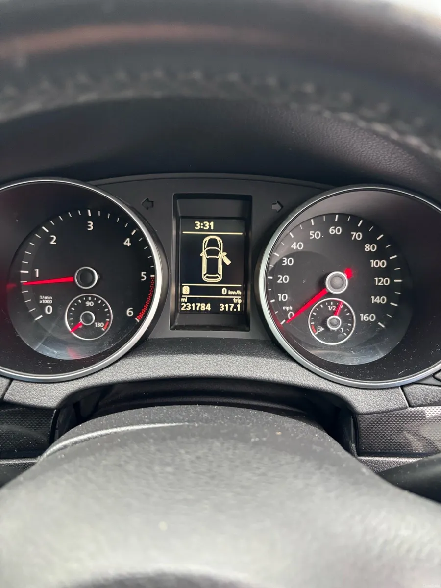 2012 VW Golf 1.6 TDI - Image 4