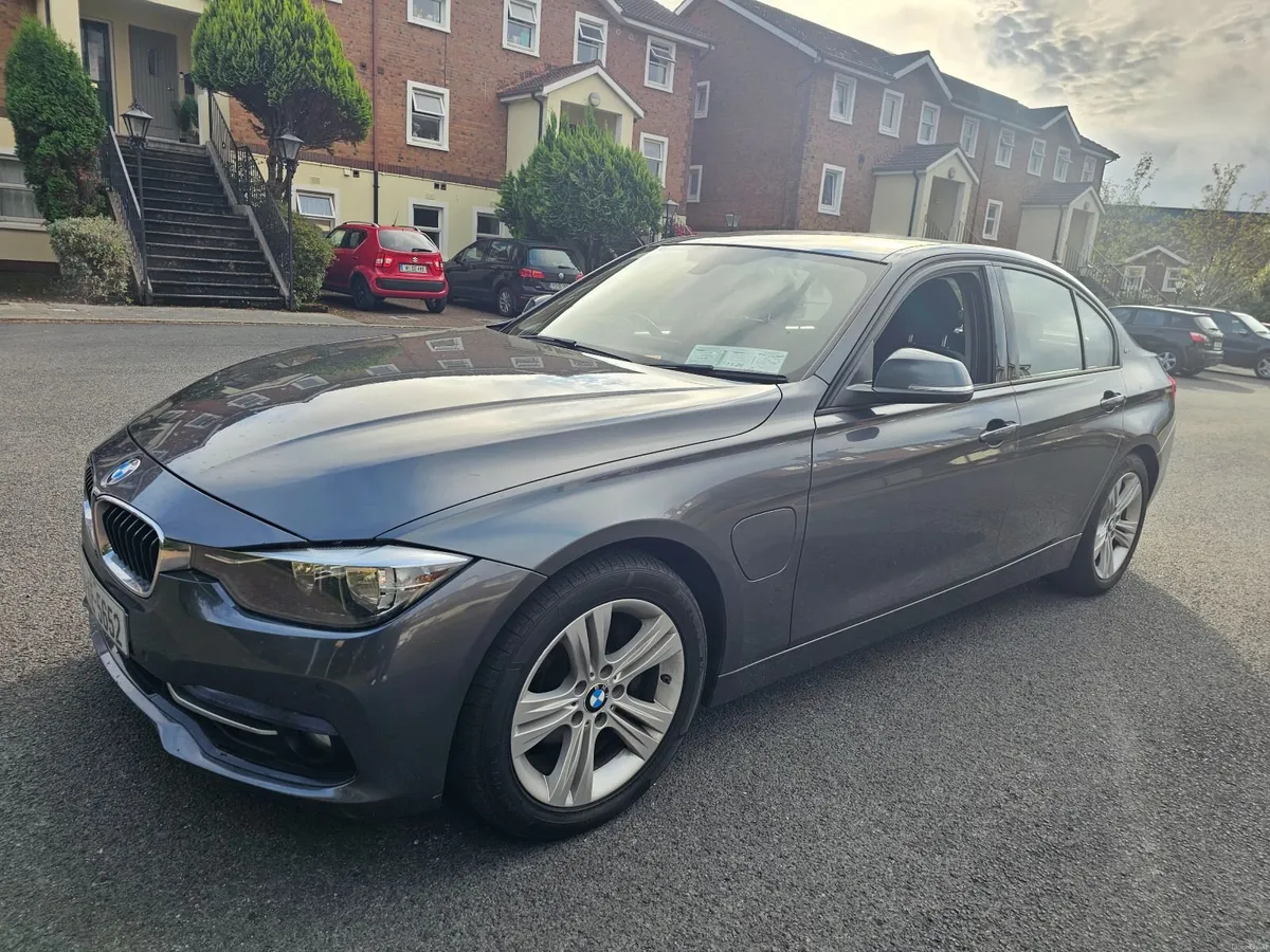 BMW 3-Series 2016 - Image 3