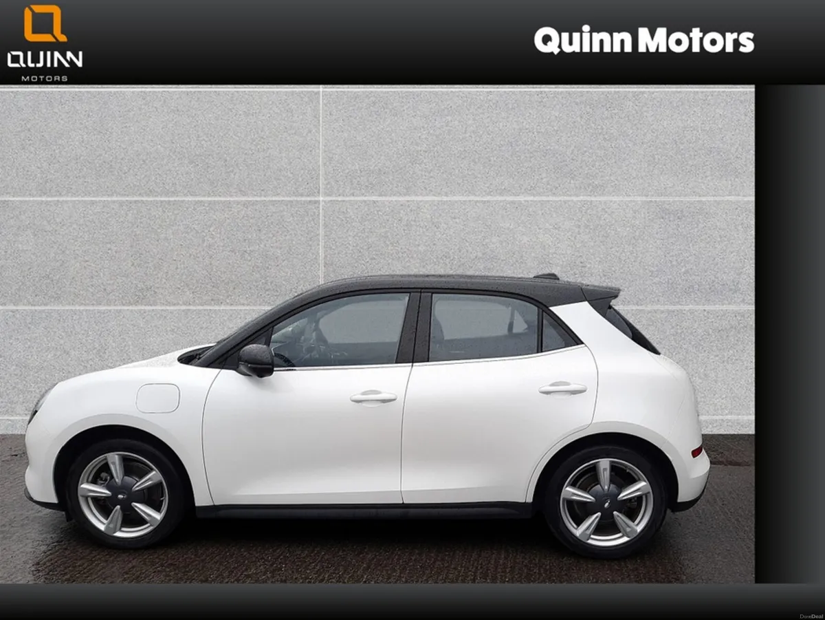GWM Ora 03 300PRO 4DR AUTO - Image 3