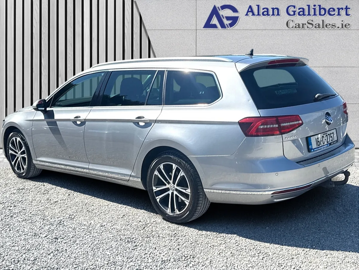 Volkswagen Passat HIGHLINE 1.6 TDI MANUAL - Image 2