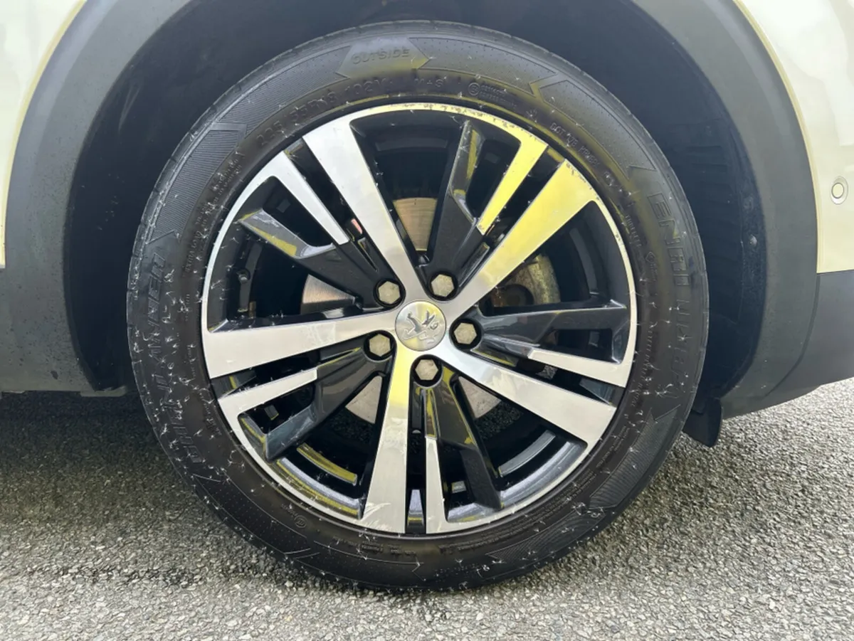 Peugeot 3008 ALLURE 1.2 130 6.3 4DR - Image 5
