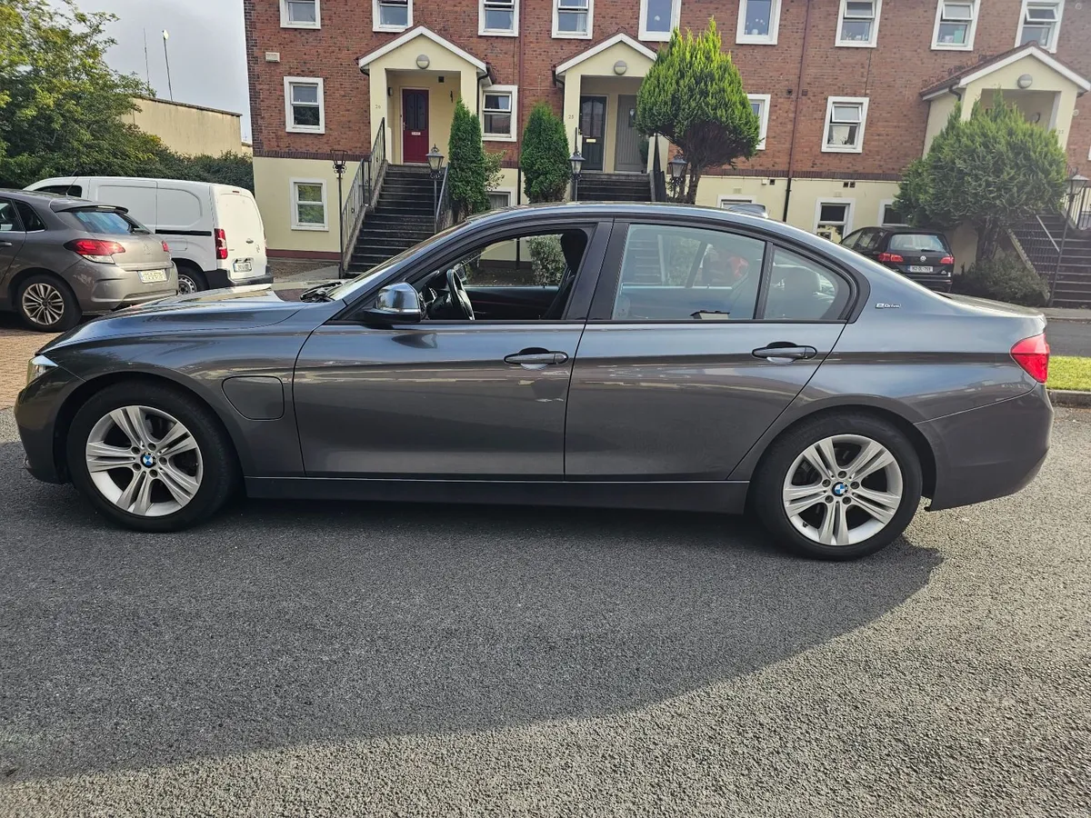 BMW 3-Series 2016 - Image 1