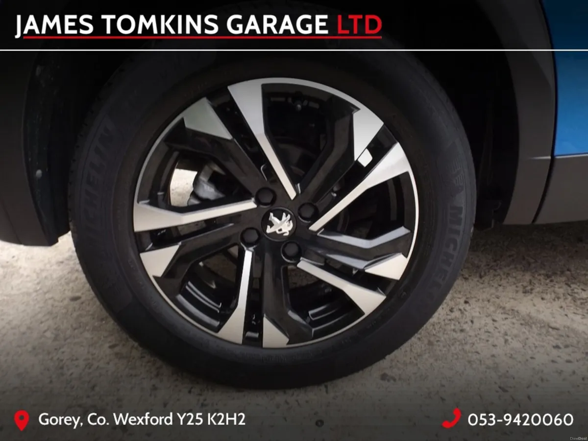 Peugeot 2008 ALLURE 1.2 100 4DR PACK - Image 6