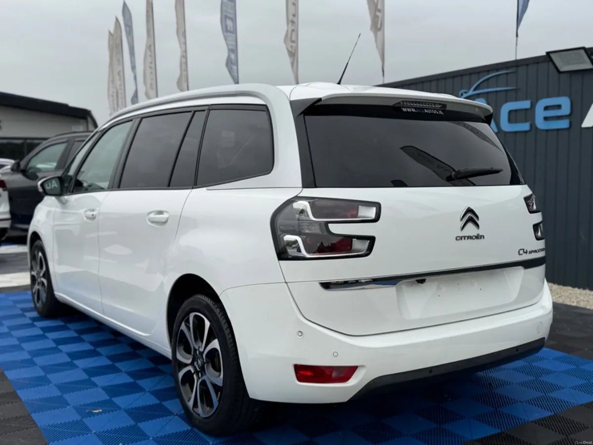 Citroen Grand C4 Spacetourer 2.0L DIESEL - 7 SEATS - Image 5