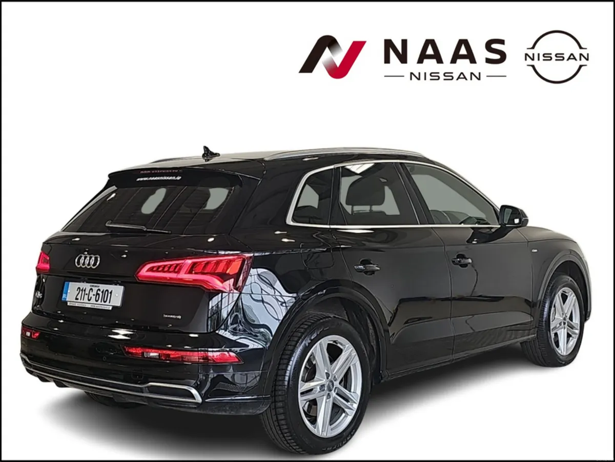 Audi Q5 50 TFSI E 299HP S LINE 4DR - Image 4