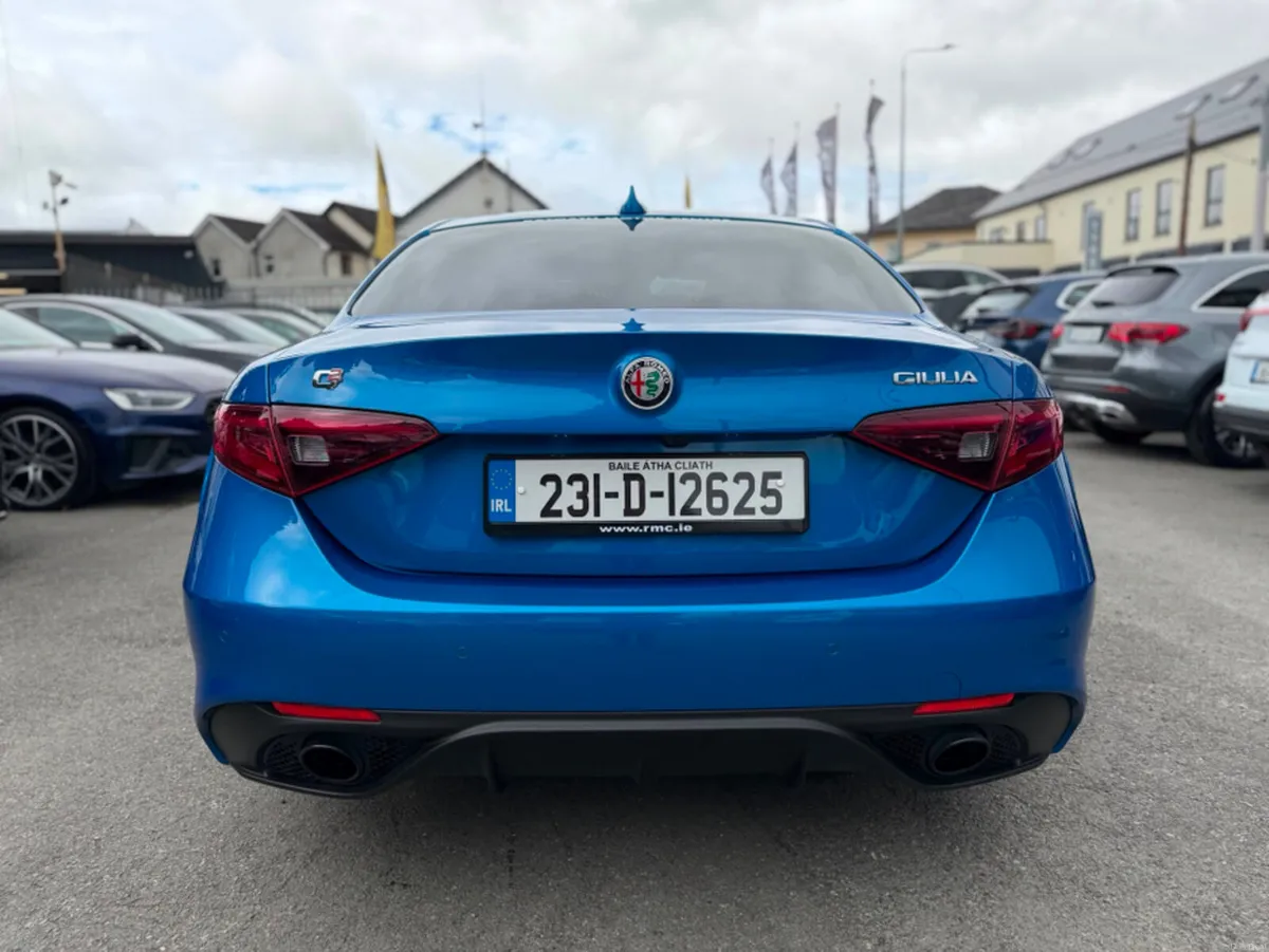 Alfa Romeo Giulia VELOCE 2.0 TURBO PETROL 280BHP* - Image 5