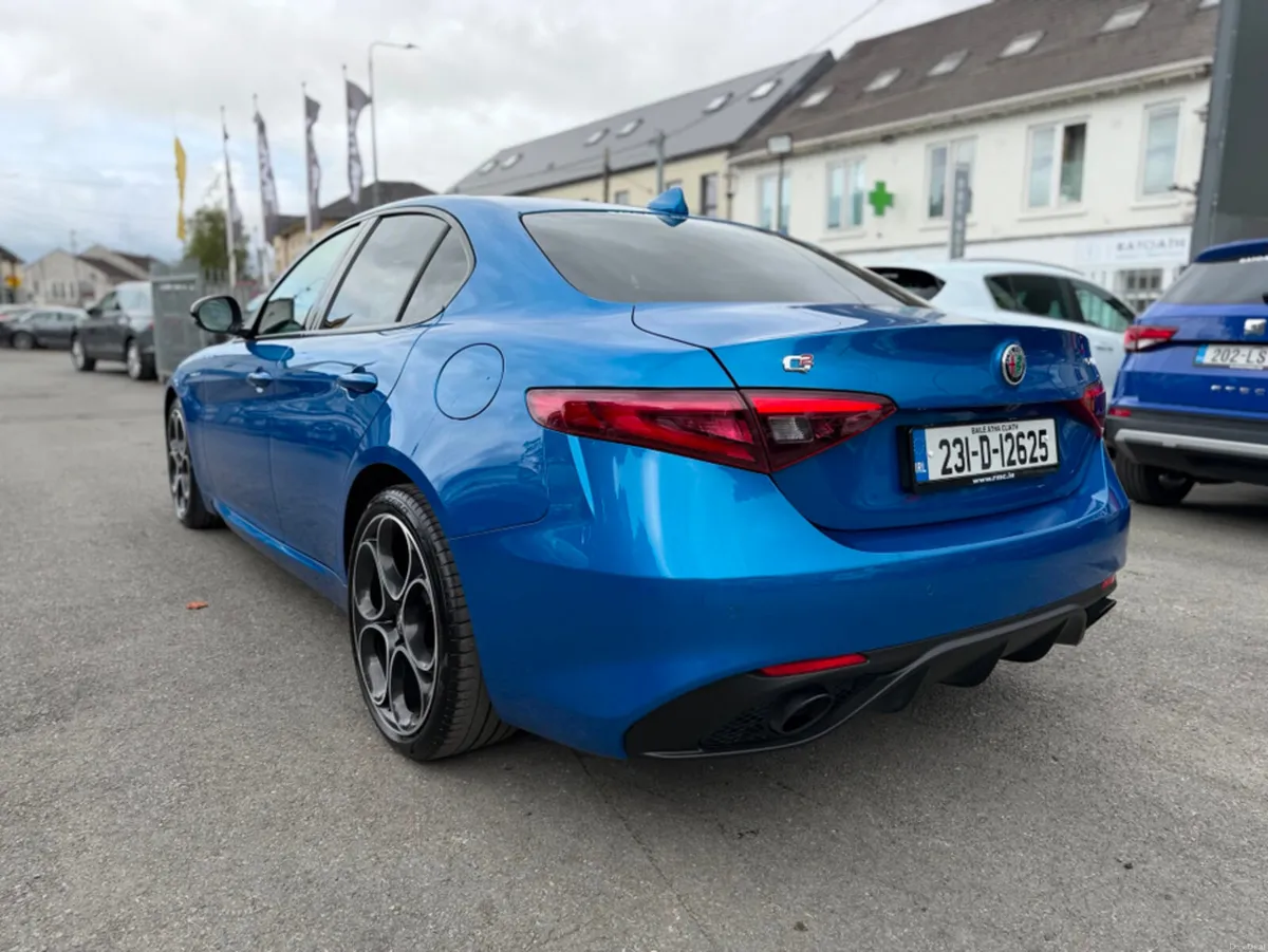 Alfa Romeo Giulia VELOCE 2.0 TURBO PETROL 280BHP* - Image 6