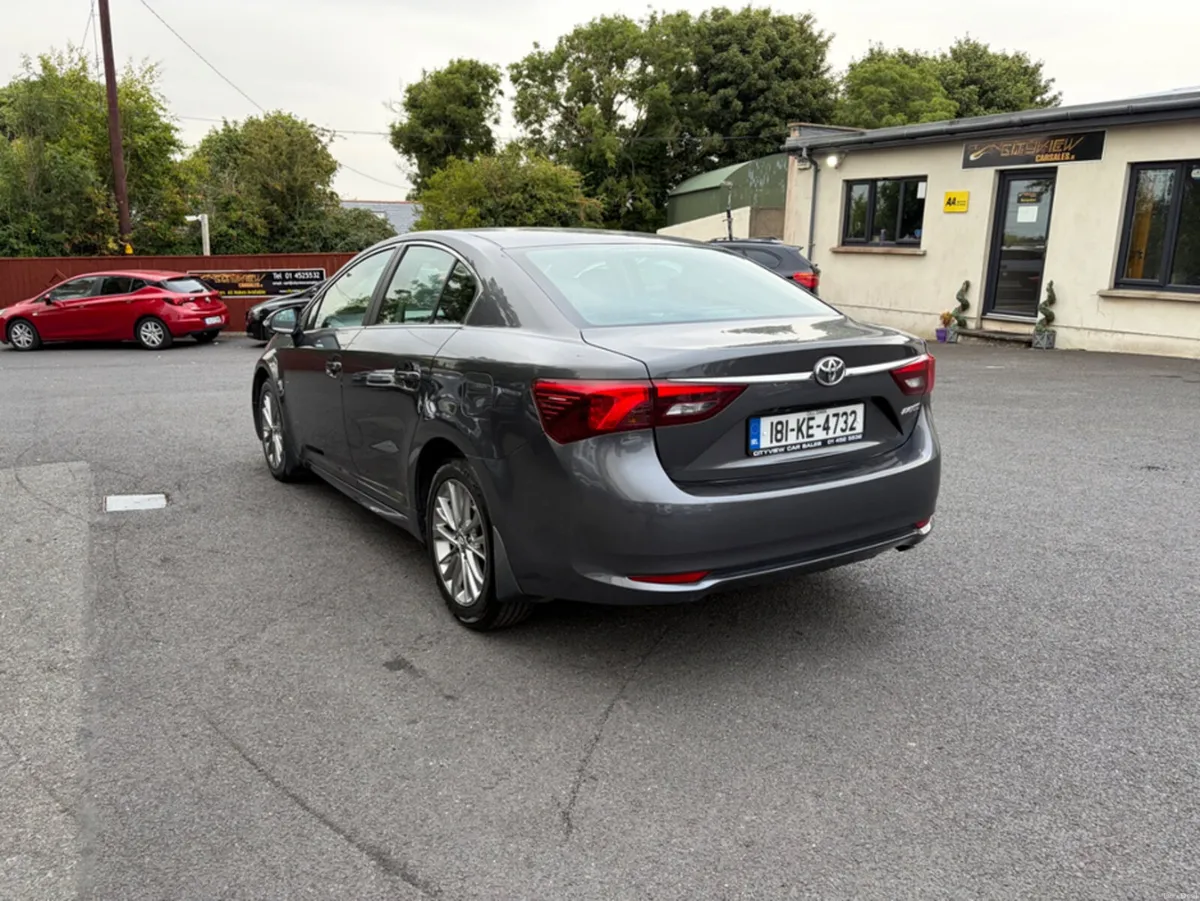 Toyota Avensis D-4D BUSINESS EDITION - Image 6