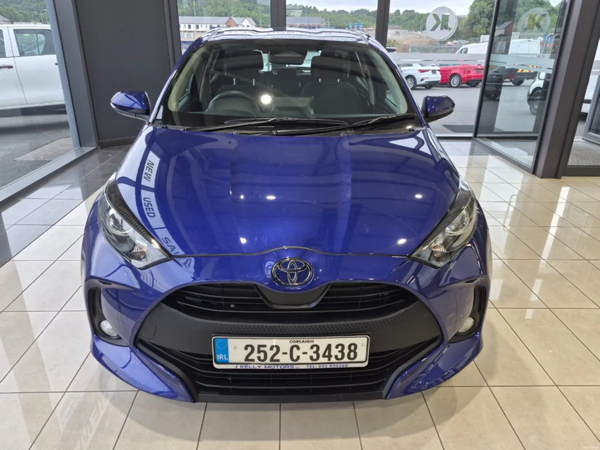 Toyota Yaris HEV LUNA 4DR AUTO - Image 5