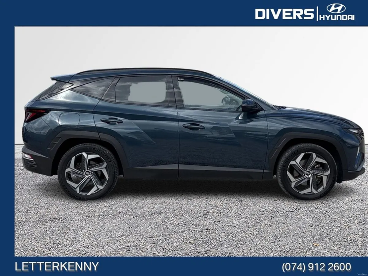 Hyundai Tucson Executive Plug-in Hybrid Automatic - Image 3