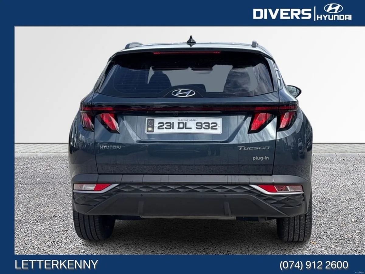 Hyundai Tucson Executive Plug-in Hybrid Automatic - Image 6
