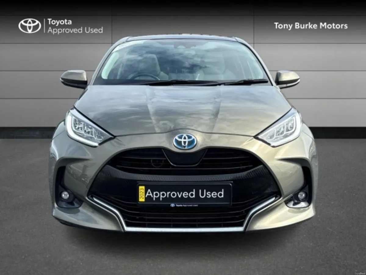 Toyota Yaris - Hybrid - New Generation - PLATINUM - Image 6