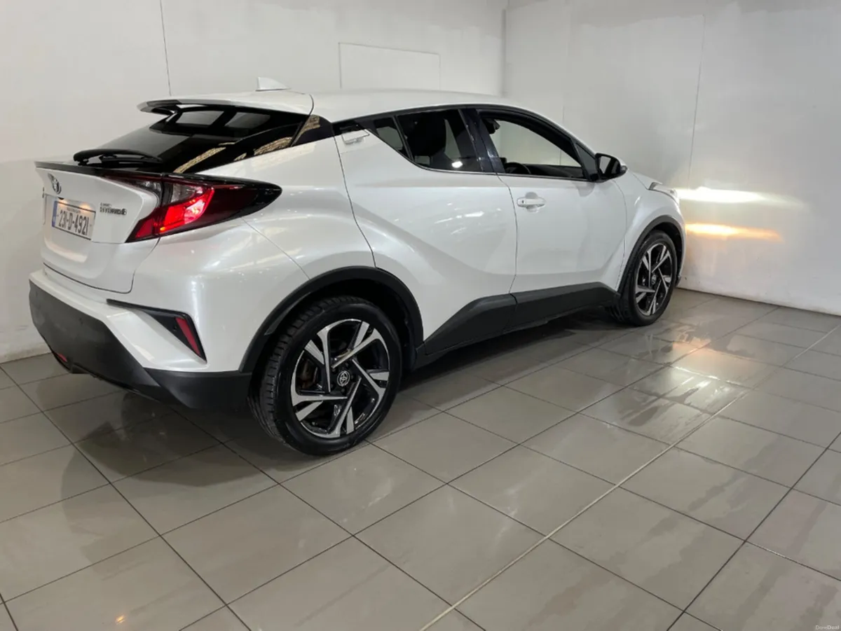 Toyota C-HR HYBRID SPORT 4DR AUTO FULL SERVICE HIS - Image 3