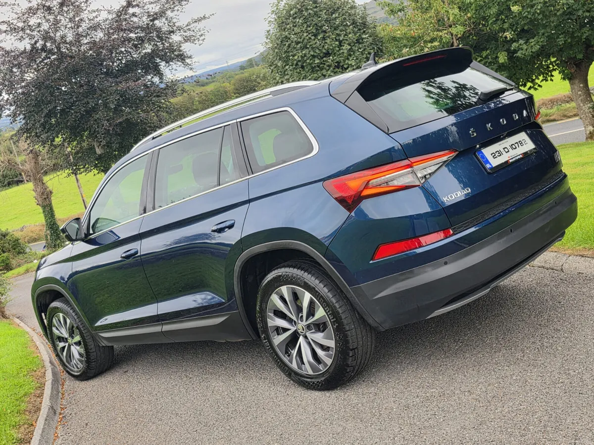 Skoda Kodiaq 2023 7 seats auto - Image 6