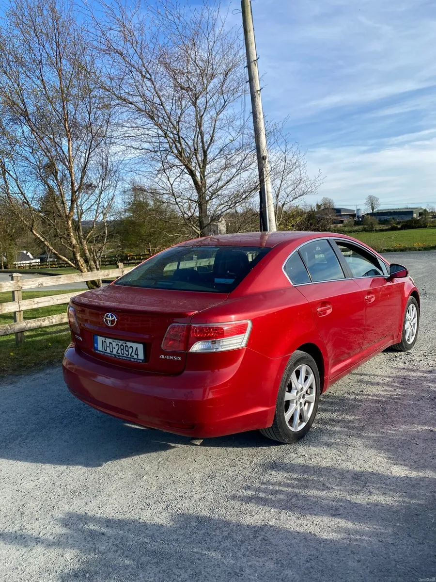 Toyota Avensis 2010 - Image 6