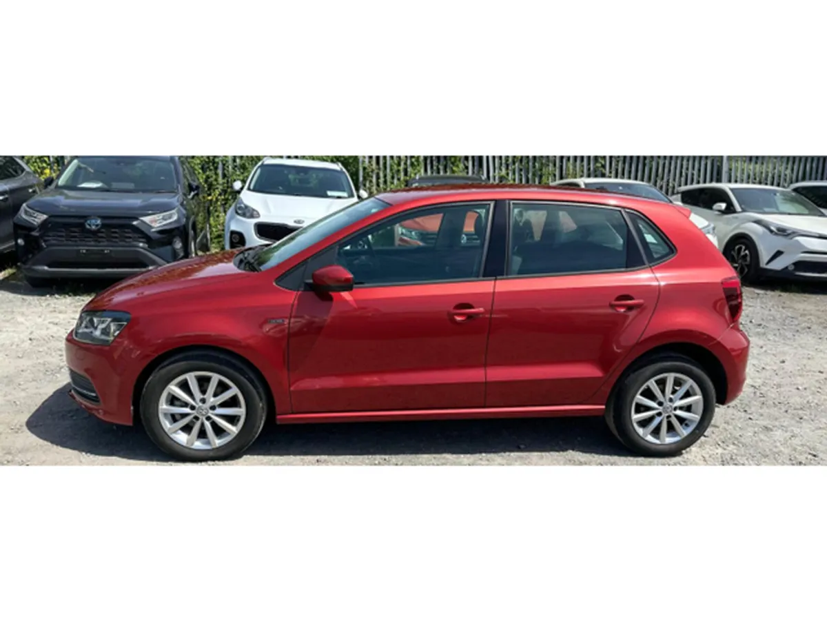 Volkswagen Polo LOUNGE  1.2 AUTOMATIC FRESH IMPORT - Image 5
