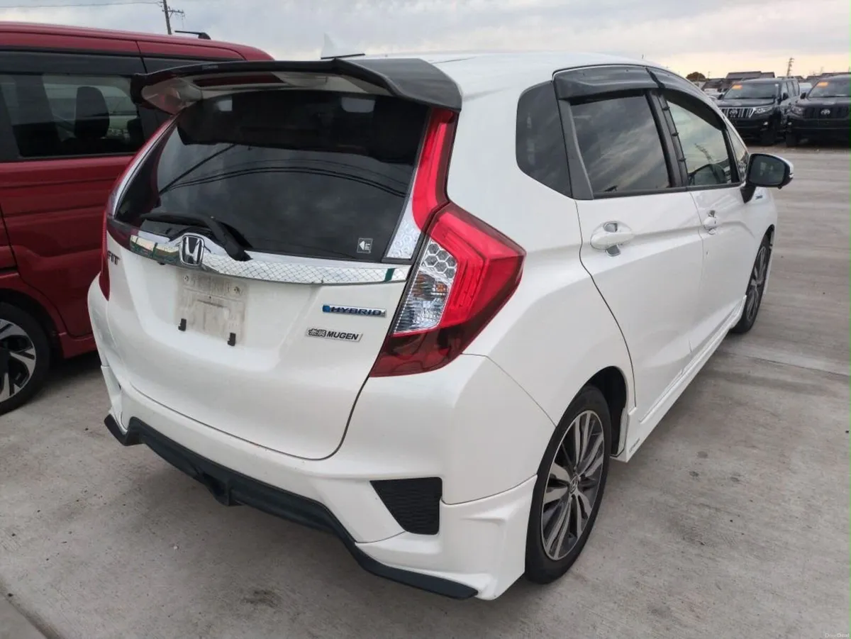 !!!COMING SOON!!2015 HONDA FIT S PACKAGE 1.5HYBRID - Image 3