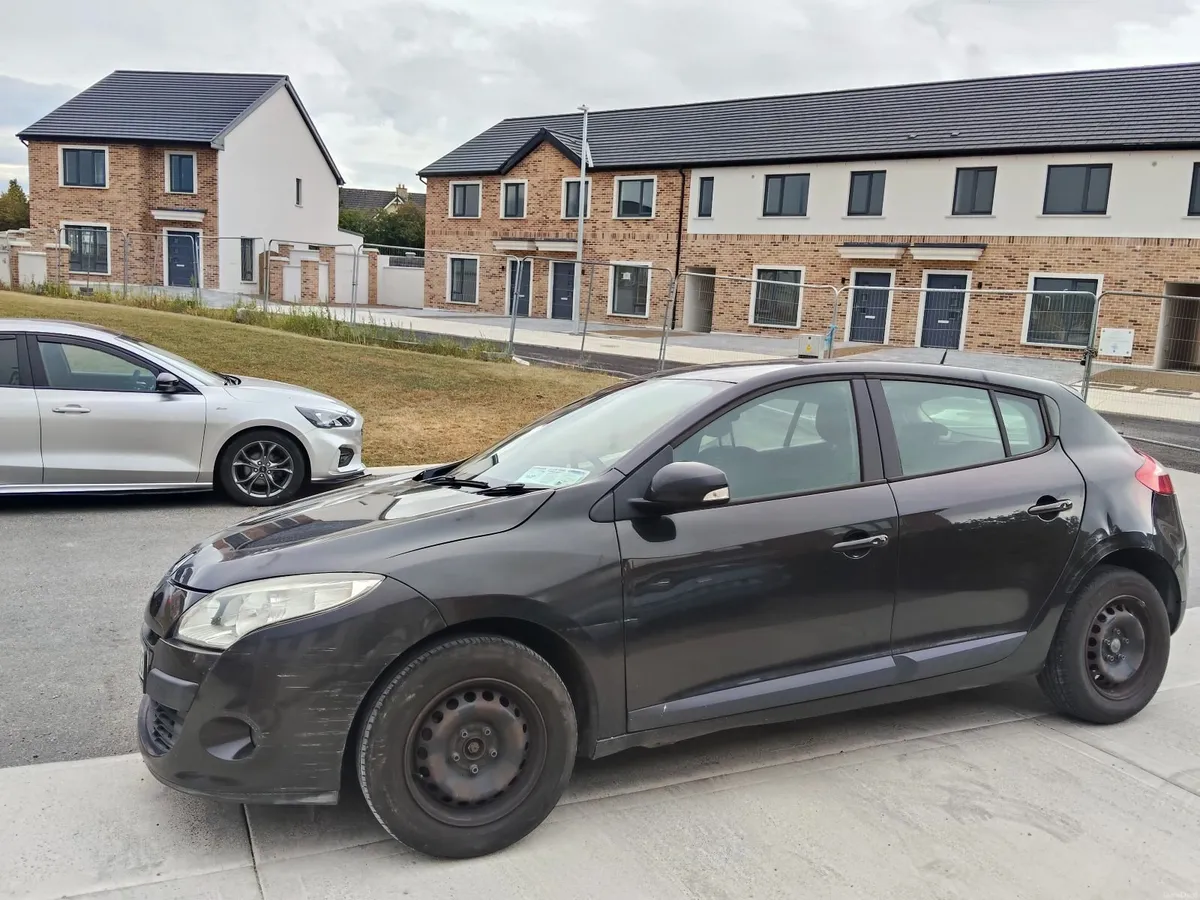 Renault Megane 2010 - Image 4