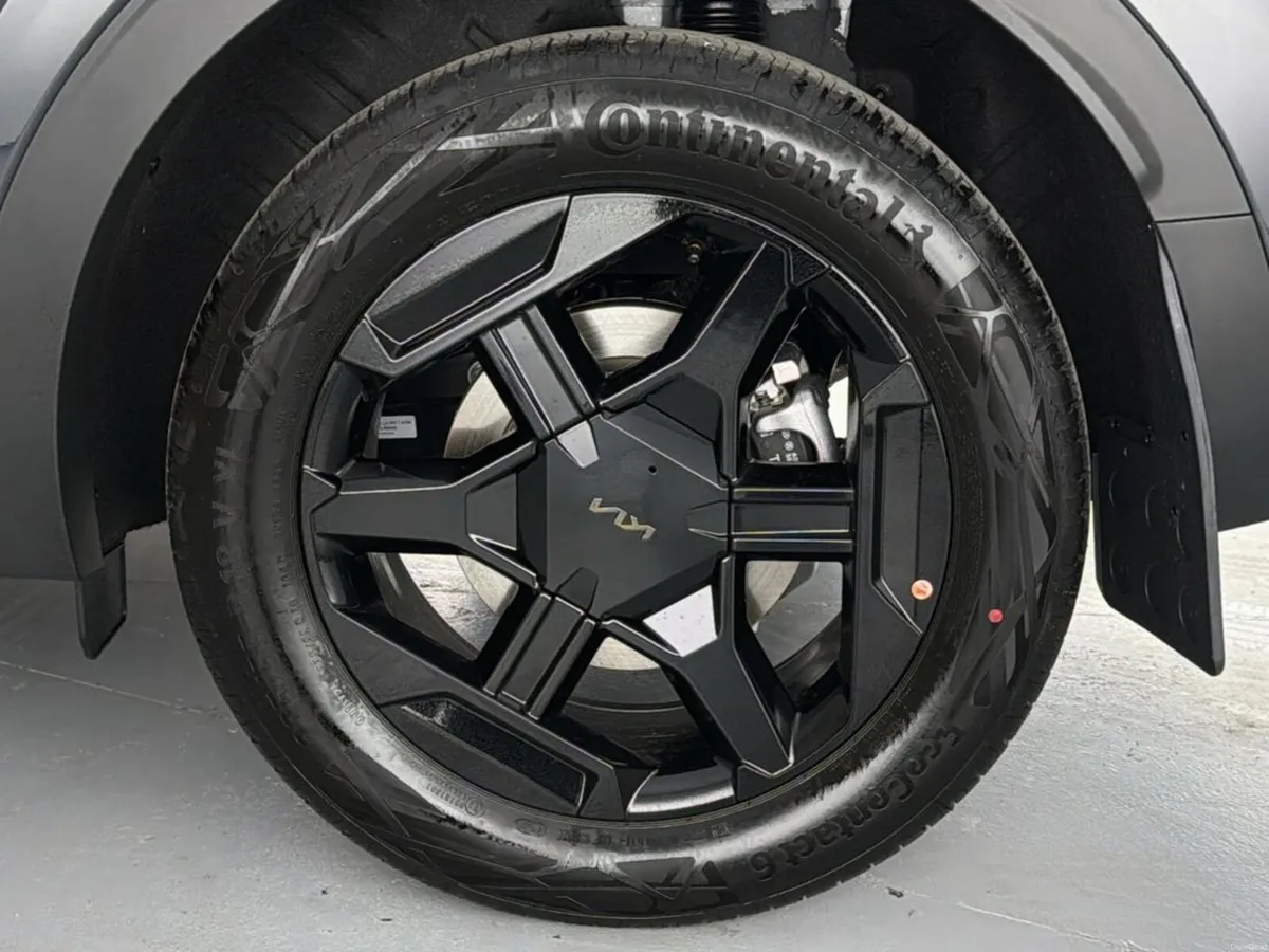 Kia Sportage HEV Black Edition 5DR - Image 3