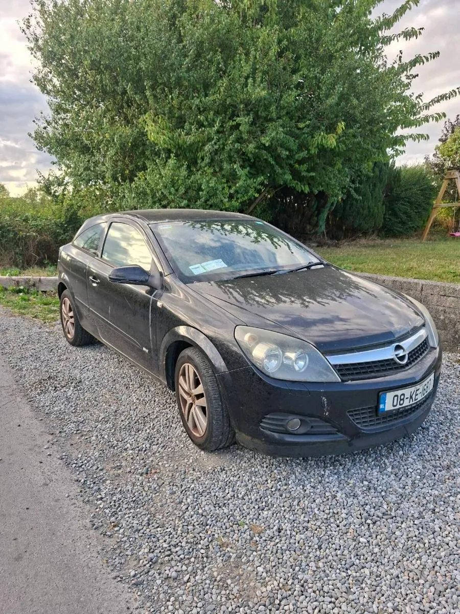 OPEL ASTRA 2008 - Image 1