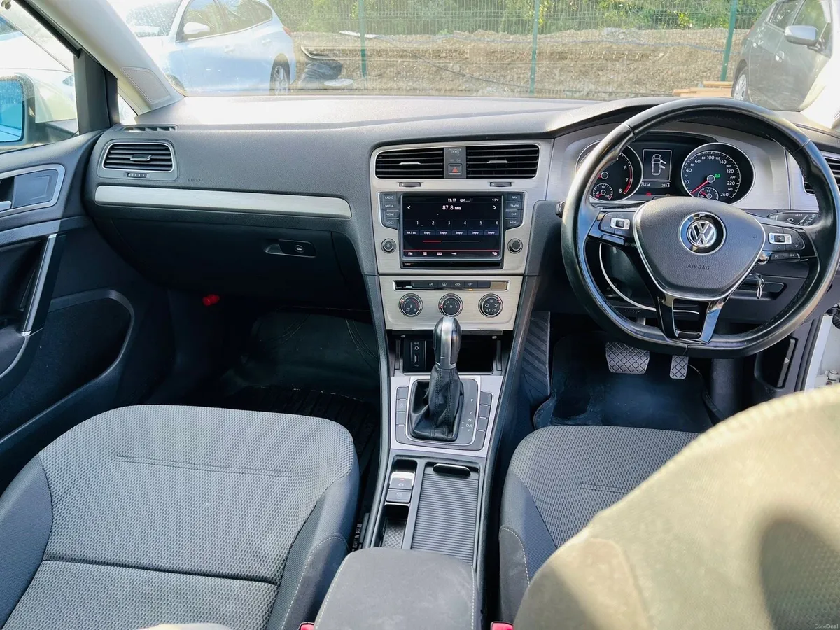 VW Golf 2014 Estate blue motion with 3 months warr - Image 5