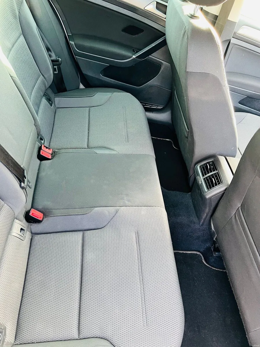 VW Golf 2014 Estate blue motion with 3 months warr - Image 4