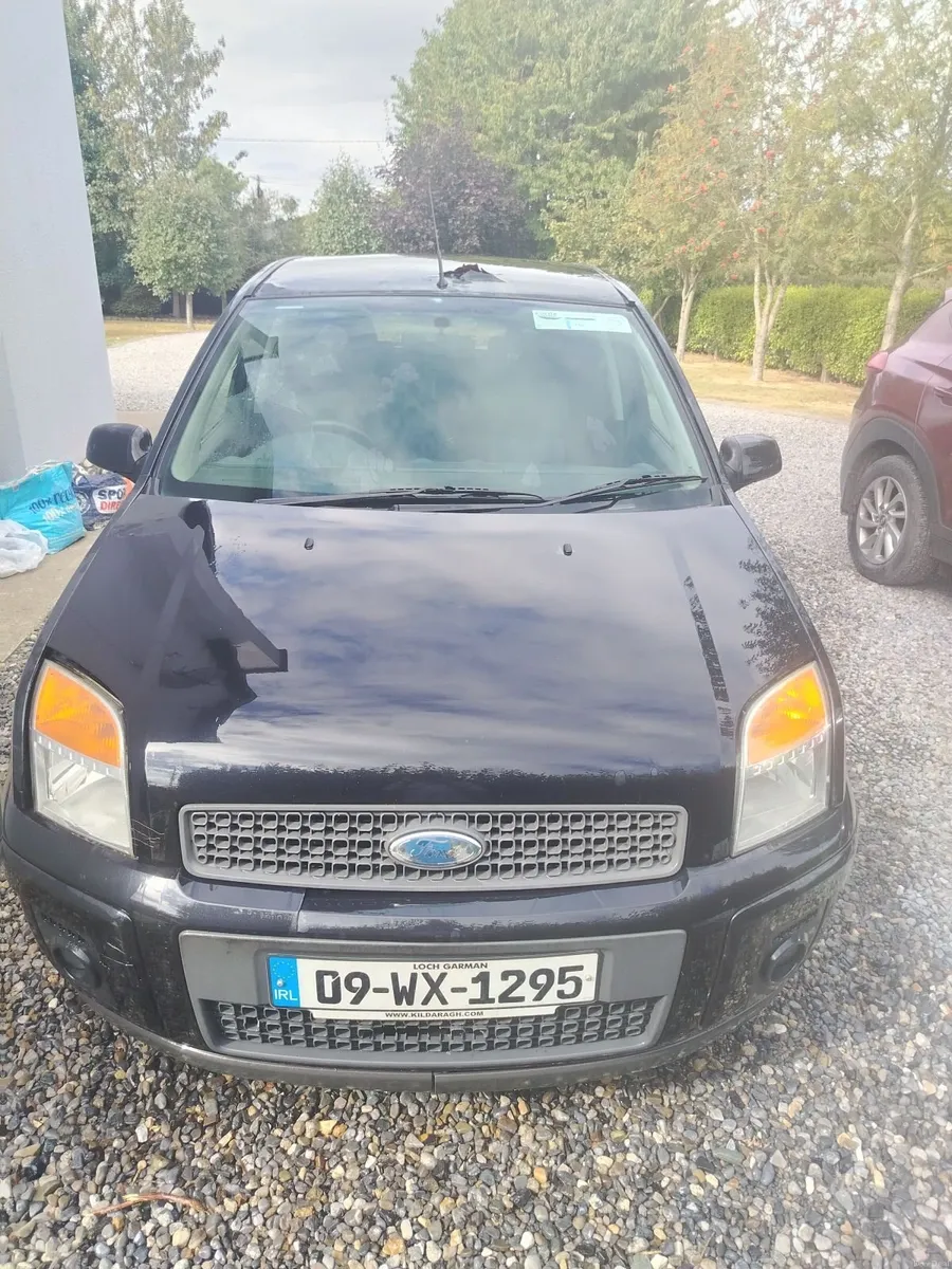 Ford Fusion 2009 - Image 1