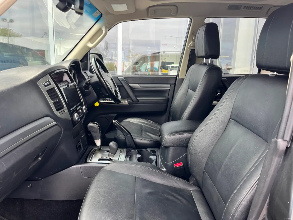 Mitsubishi Pajero LWB N1 5SEATER AUTO 5DR COMMERCI - Image 5