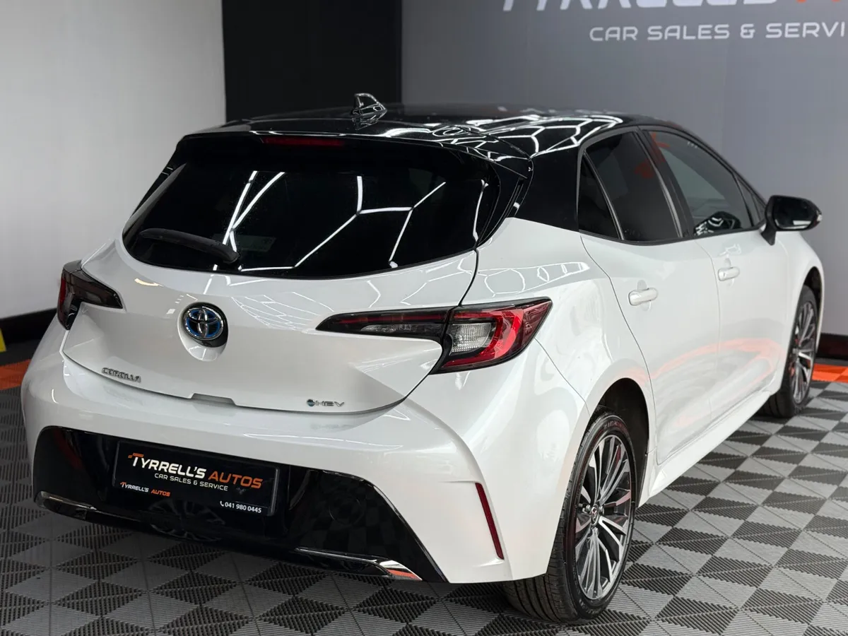 Toyota Corolla 1.8 Hybrid Luna Sport 2024 - Image 5