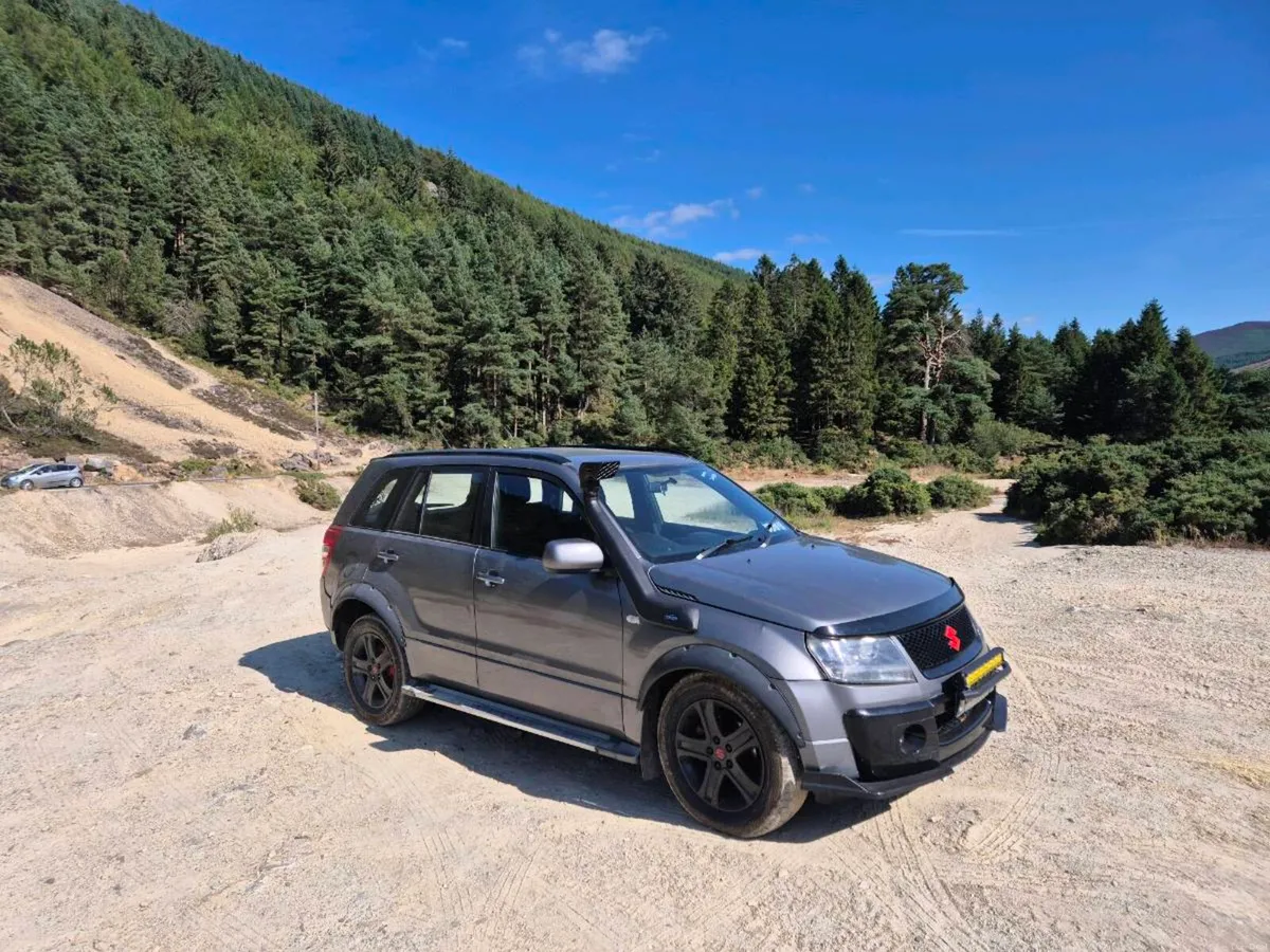 Suzuki Grand Vitara - Image 1