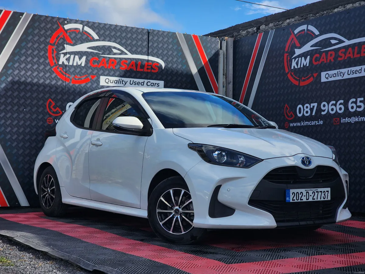 2020 Toyota Yaris Hybrid - Image 1